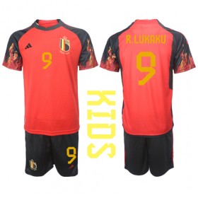 Baby Fußballbekleidung Belgien Romelu Lukaku #9 Heimtrikot WM 2022 Kurzarm (+ kurze hosen)